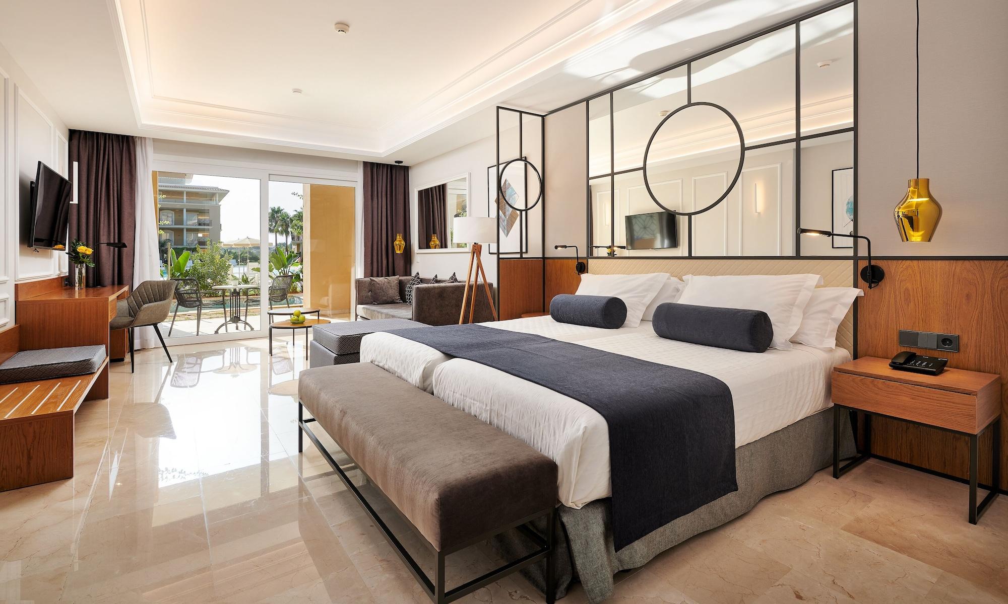 Grupotel & Hotel