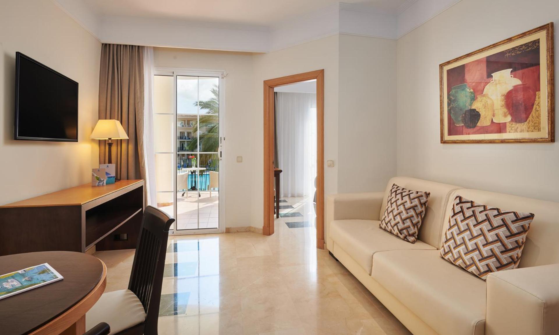 Hotel Grupotel & 4*